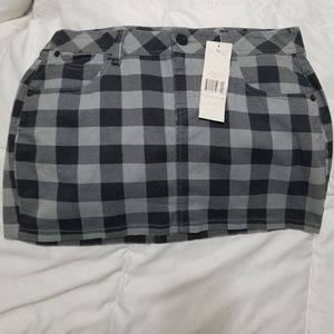 Cute black and Grey checkered mini skirt